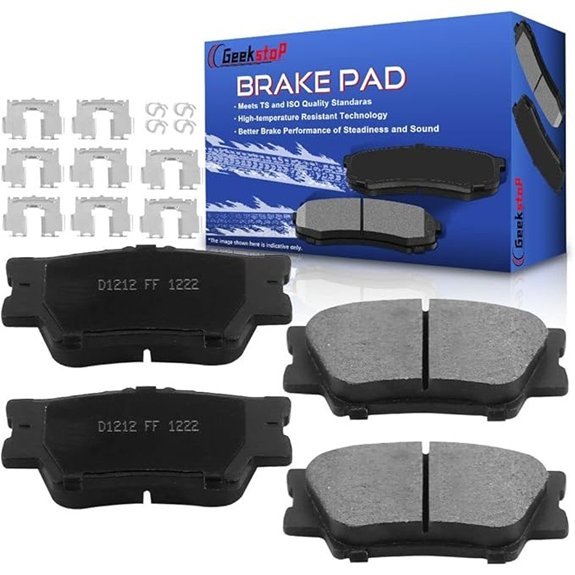 Rear Ceramic Brake Pads Set for Toyota and Lexus